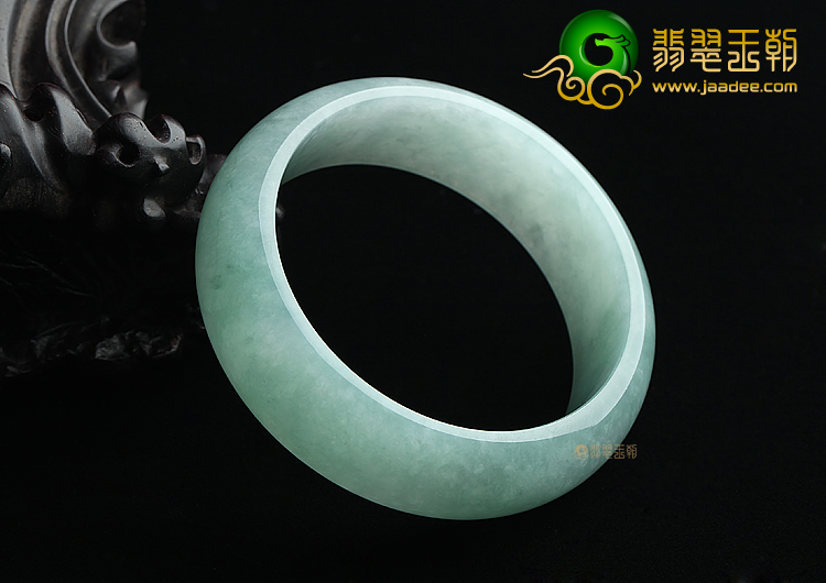 糯冰种晴水手镯（58mm）