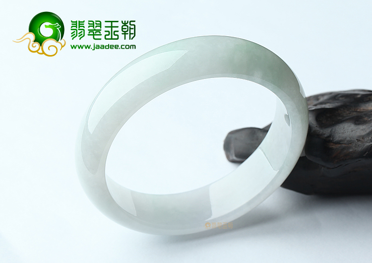 糯冰种晴水手镯（58.6mm）
