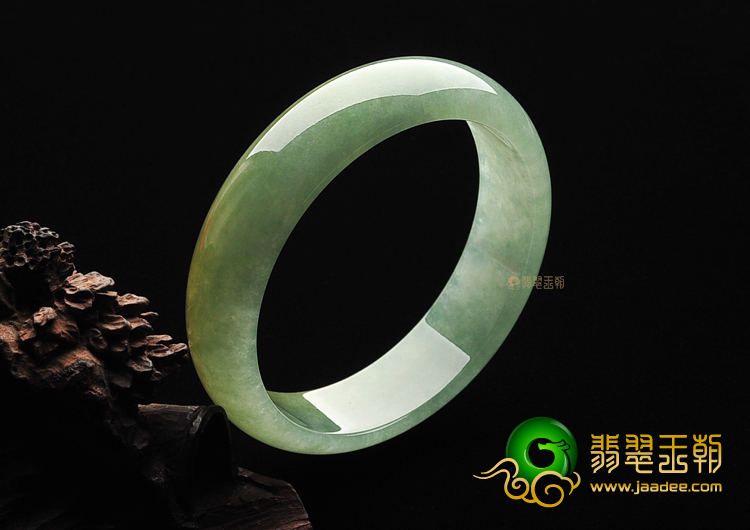 冰种晴水略带黄翡手镯(58.6mm)