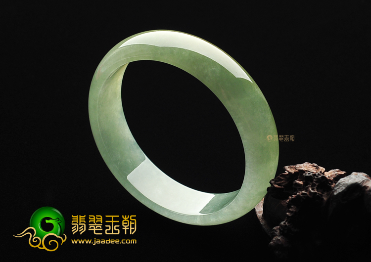 冰种晴水略带黄翡手镯(58.6mm)
