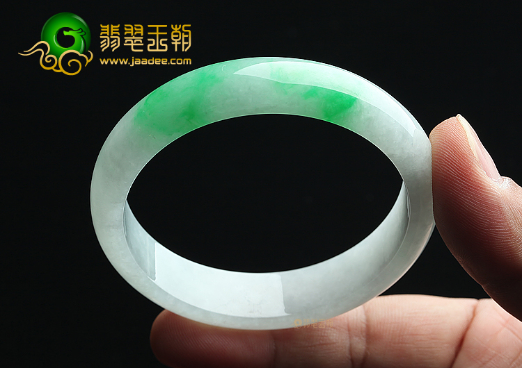 (超值推荐)糯冰种飘翠手镯（57.2mm）