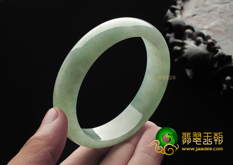 冰种晴水手镯(58.5mm)