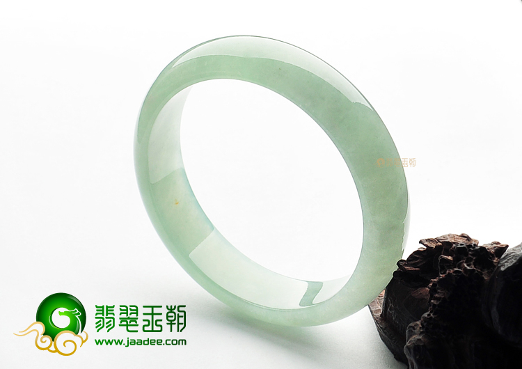 冰种晴水手镯(58.5mm)