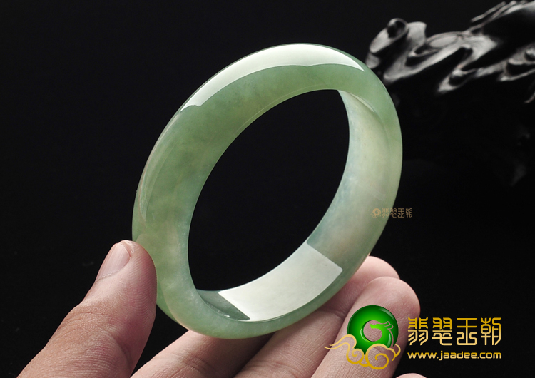 冰种晴水手镯(58.6mm)