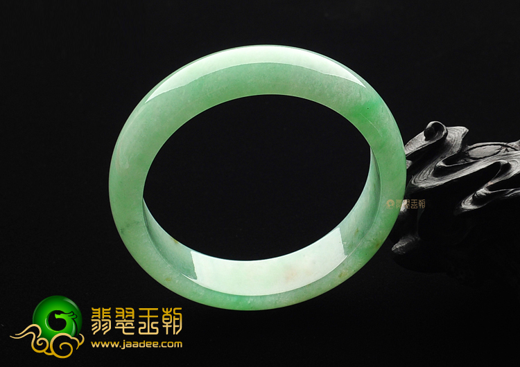 冰种豆色飘花手镯(58.1mm)