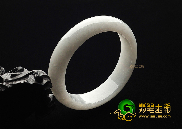 糯冰种淡晴水手镯(55.9mm)