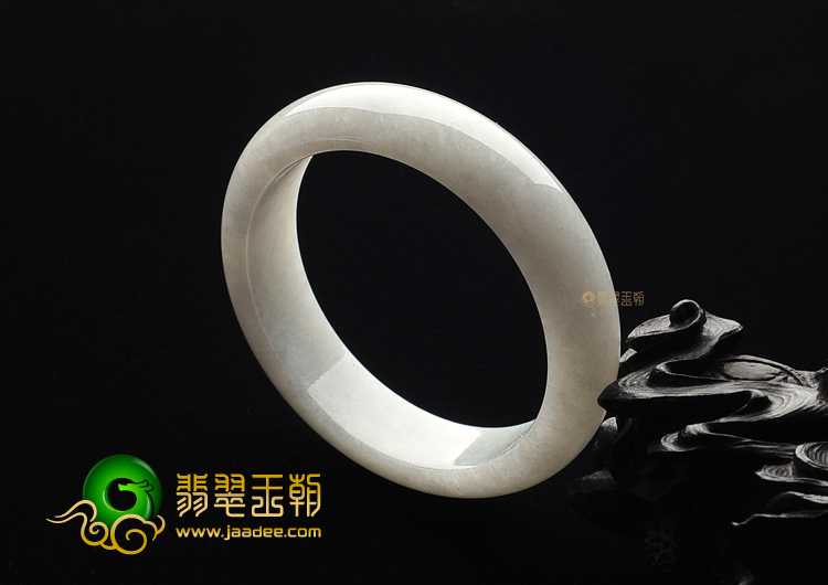 糯冰种淡晴水手镯(55.9mm)