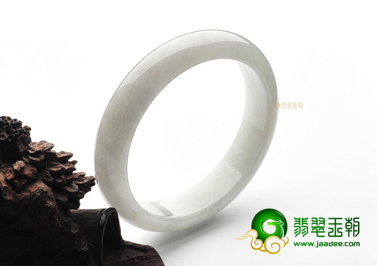 糯冰种淡晴水手镯(54.6mm)