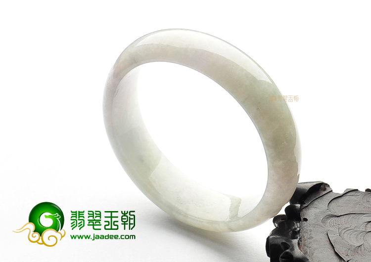 糯冰种淡晴水手镯(55.4mm)