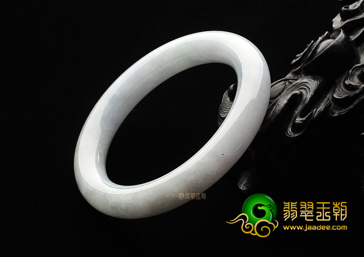 糯冰种淡春圆条手镯(54.6mm)