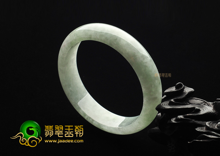 糯冰种晴水手镯(57.9mm)