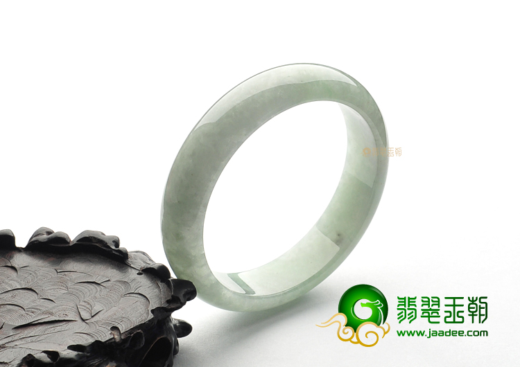 糯冰种晴水手镯(57.9mm)