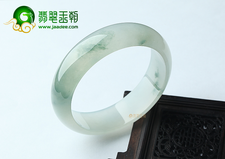 (超值推荐)冰种晴水飘花手镯(61.3mm)