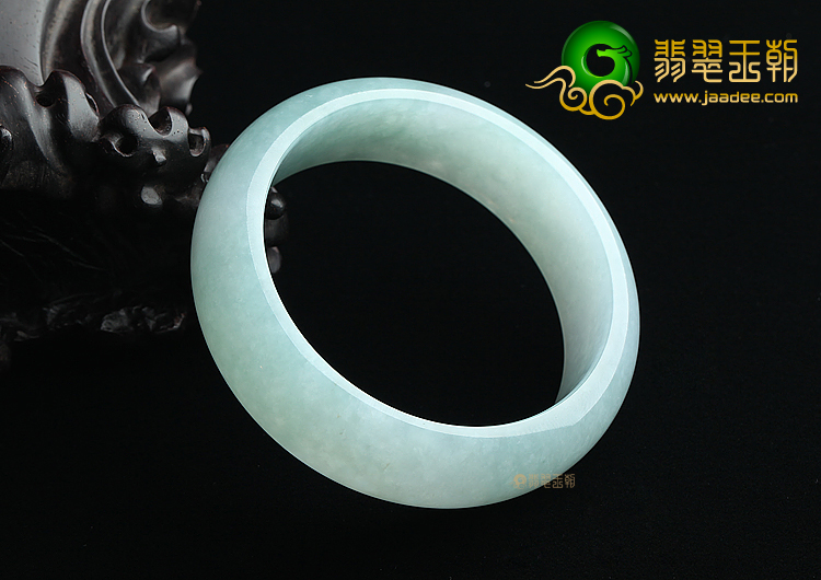 (超值推荐)冰种晴水手镯（58.5mm）