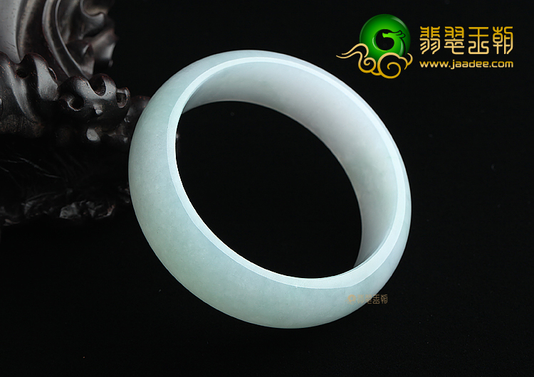 (超值推荐)冰种晴水手镯（58.4mm）