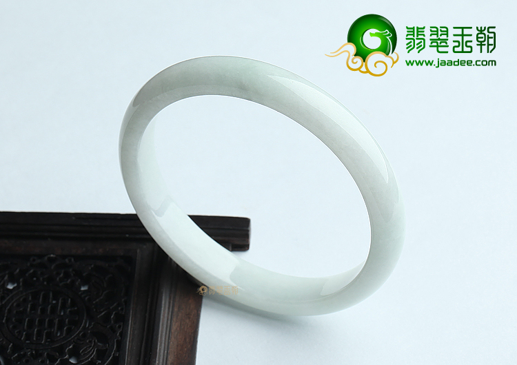 （超值推荐）细糯种晴水手镯（54.6mm）