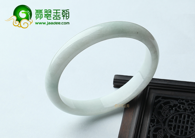 （超值推荐）细糯种晴水手镯（54.6mm）