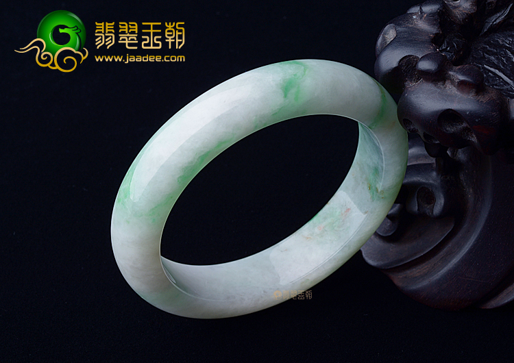 糯冰种飘翠带黄翡手镯（53.3mm）