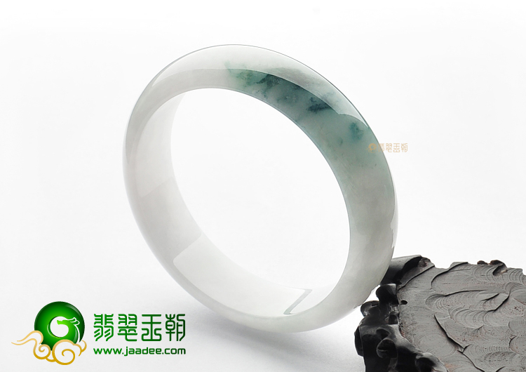 糯冰种飘花手镯(59.9mm)