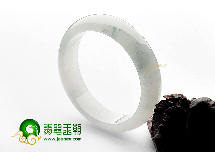 冰种晴水略飘花手镯(57.4mm)