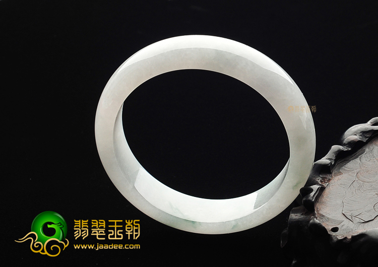 冰种晴水略飘花手镯(59.3mm)