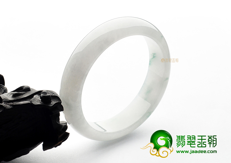 冰种晴水略飘花手镯(59.3mm)