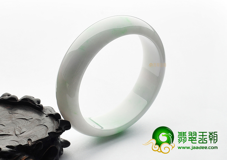 糯冰种飘翠手镯(59.1mm)