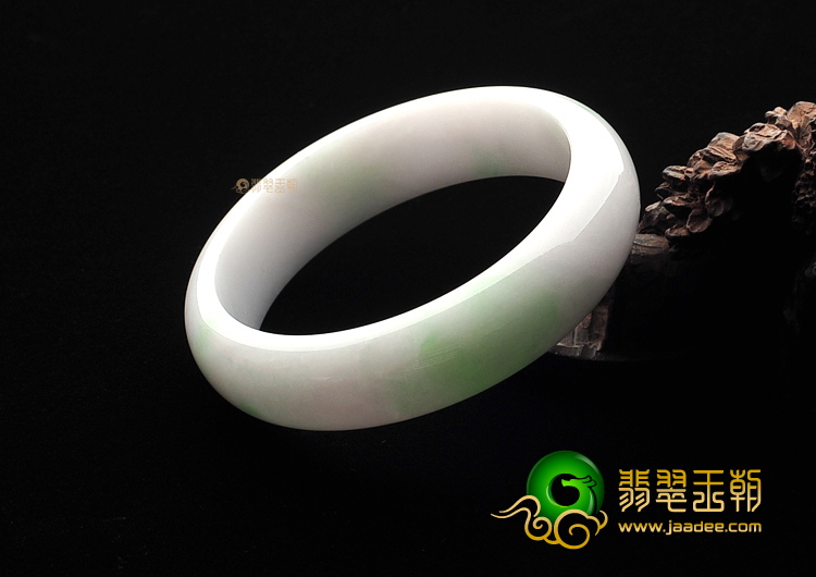 糯冰种飘翠手镯(58mm)
