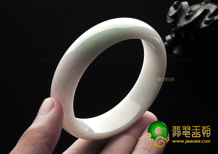 糯冰种飘翠手镯(59mm)