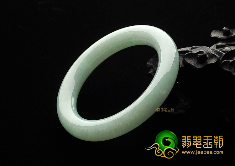 糯冰种豆色圆条手镯(56mm)