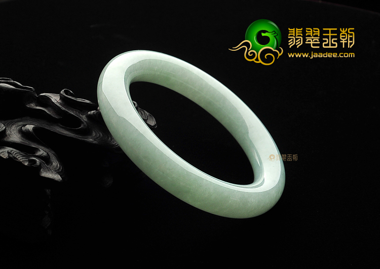 糯冰种豆色圆条手镯(56mm)