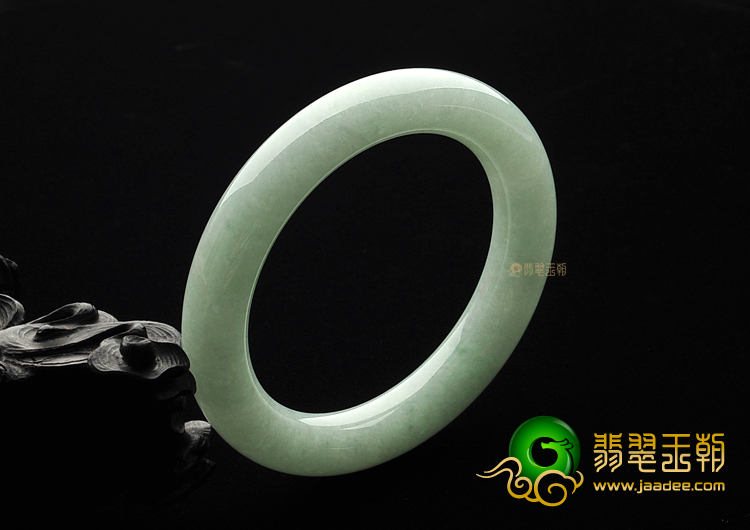 糯冰种豆色圆条手镯(56mm)