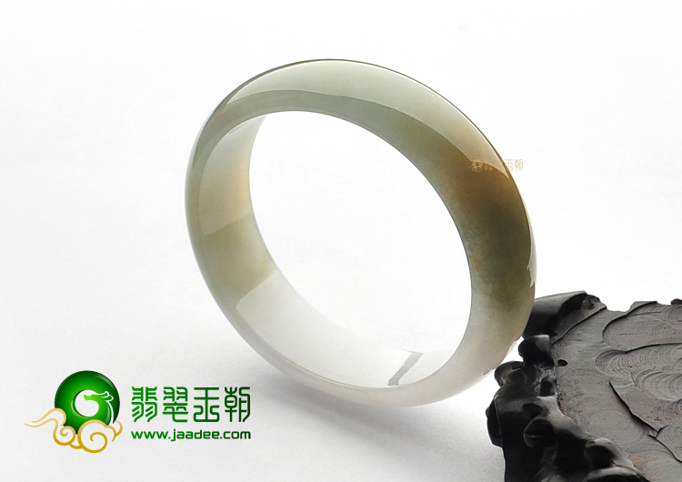 糯冰种飘褐黄翡贵妃镯(52.6mm-46.4mm)