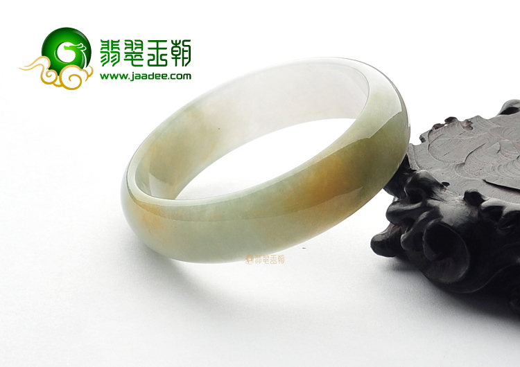 糯冰种飘褐黄翡贵妃镯(52.6mm-46.4mm)