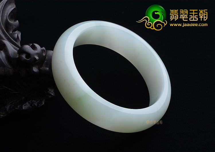 (超值推荐)糯冰种晴水手镯（57.6mm）
