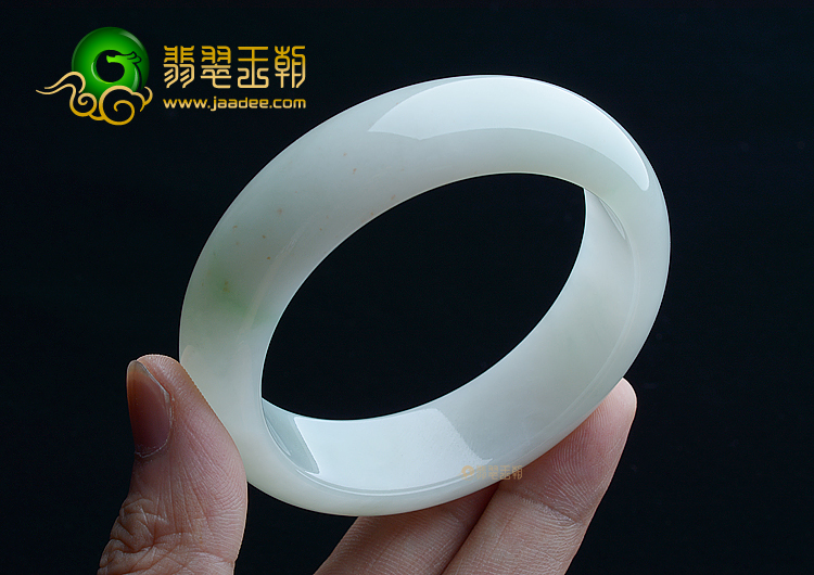 (超值推荐)糯冰种晴水手镯（57.6mm）