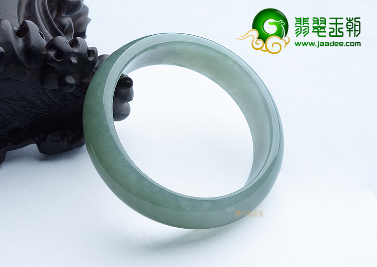 (超值推荐)糯冰种晴水手镯（56.7mm）