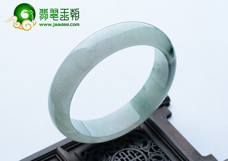 糯冰种飘墨绿花手镯（57.5mm）