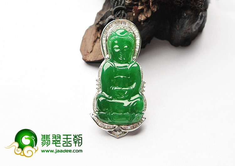 (超值推荐)冰种正阳绿镶白金钻石观音胸坠