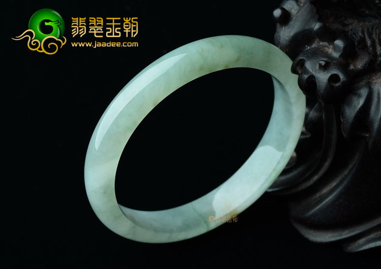 (超值推荐)冰种晴水飘花带黄翡手镯（56.2mm）