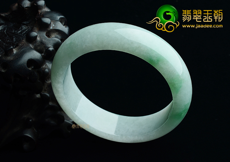 (超值推荐)糯冰种晴水飘翠手镯（57mm）