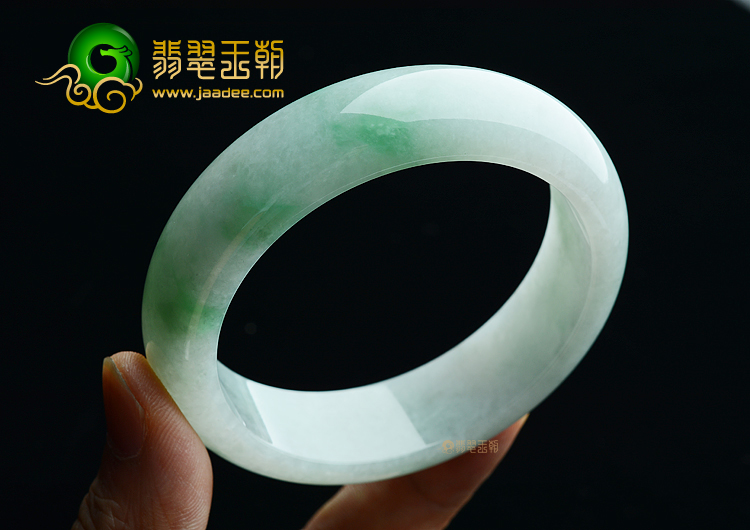 (超值推荐)糯冰种晴水飘翠手镯（57mm）