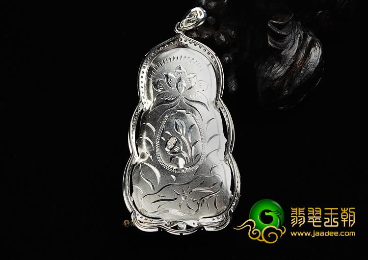 (超值推荐)冰种晴水镶白金观音胸坠(真钻)