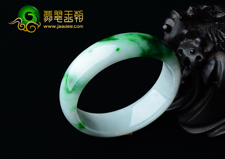 (超值推荐)糯冰种白底青手镯（57.2mm）