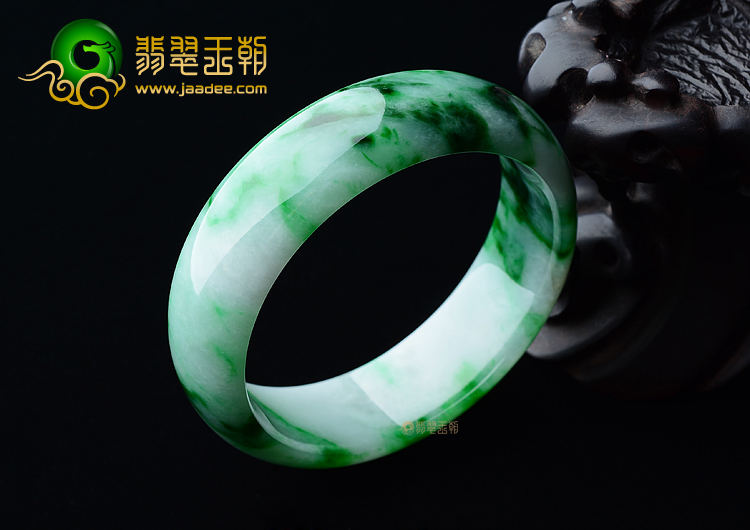 (超值推荐)糯冰种白底青手镯（57.2mm）