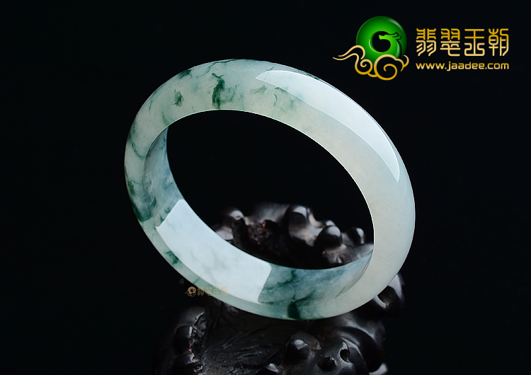 (超值推荐)冰种飘花手镯（58.7mm）