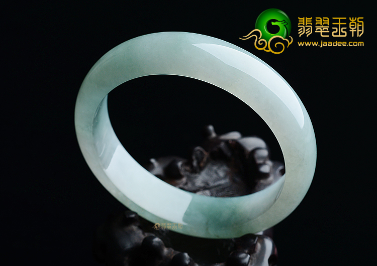 (超值推荐)糯冰种晴水飘花手镯（58.6mm）