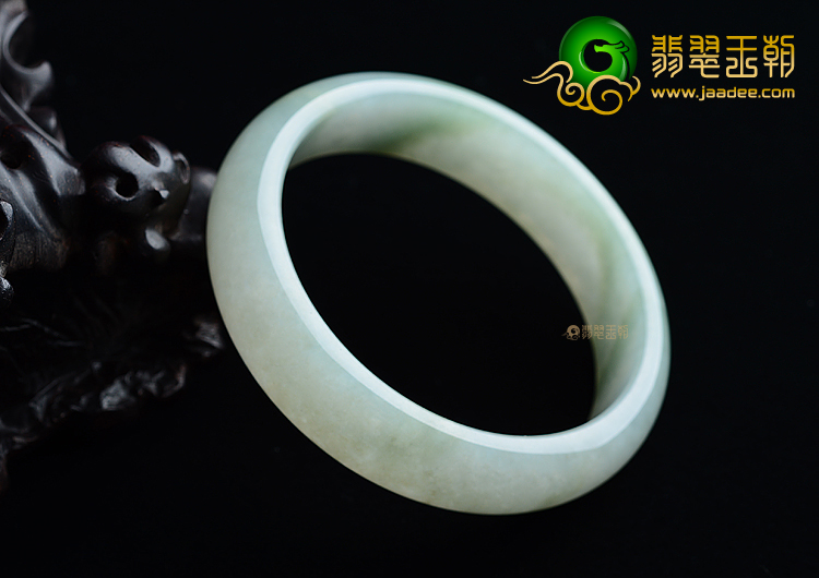(超值推荐)糯冰种晴水飘花手镯（58mm）