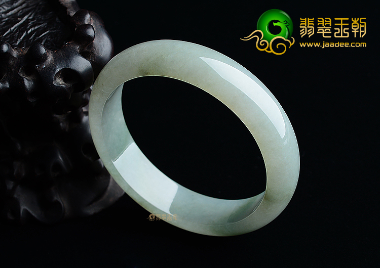 (超值推荐)糯冰种晴水飘花手镯（58mm）