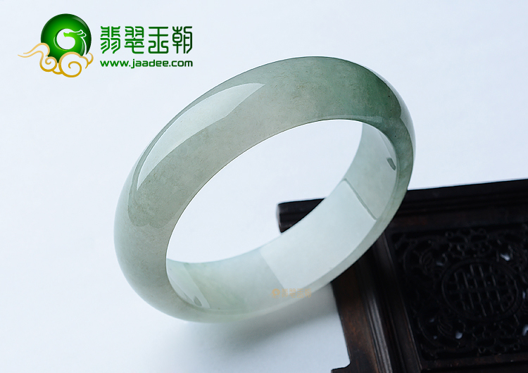 (超值推荐)糯冰种晴水飘花手镯（57.7mm）